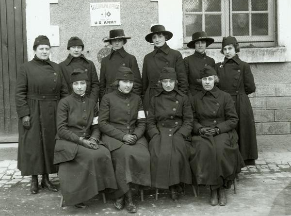 Army photo of Hello Girls.