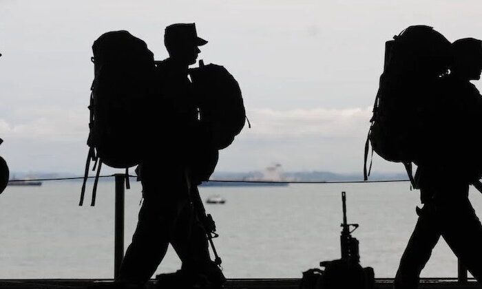 soldiers aboard ship
