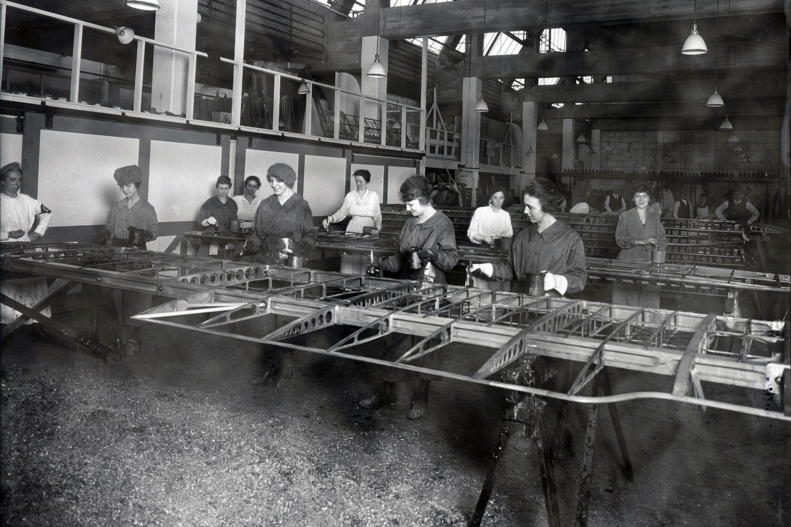 Women employees at the Dayton-Wright Airplane Company